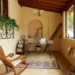 Archodiko Toliadi Boutique And Vendégház Uranúpoli