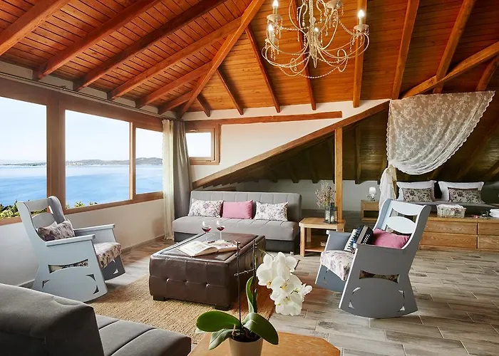 Archodiko Toliadi Boutique And Ouranoupoli